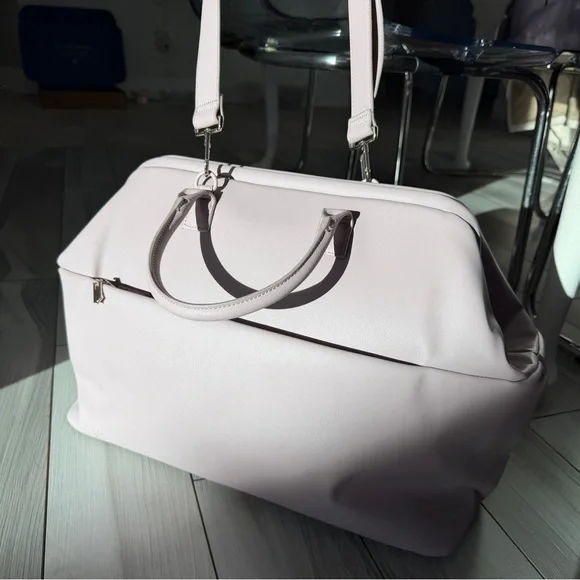 BEIS Wicked Weekender Travel Bag in Pink - Picture 4 of 13